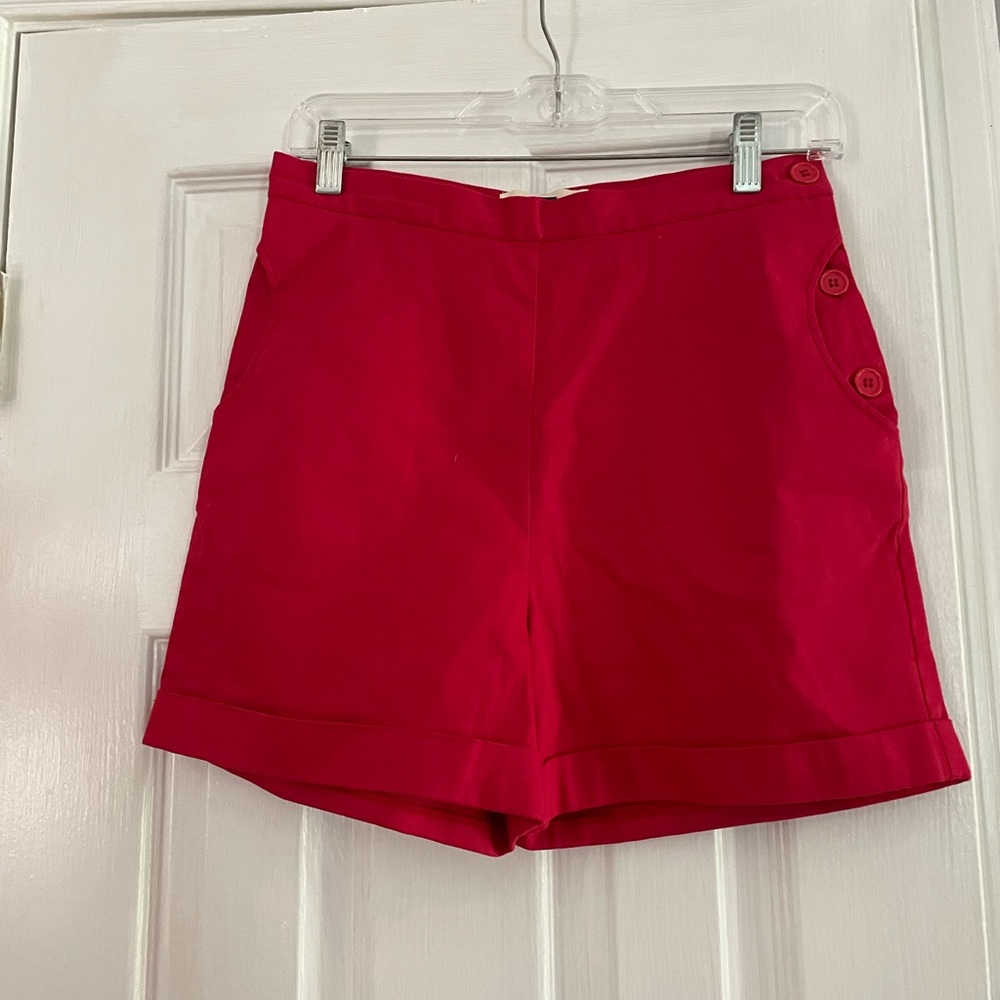 High waisted 1950s Red S Shorts